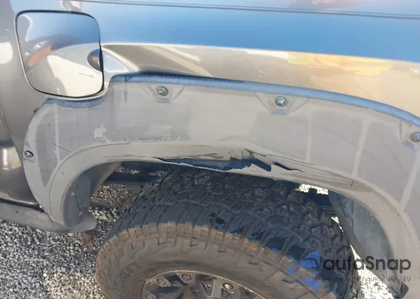 2017 Toyota Tacoma Sr5 V6 из США, поврежденный, VIN 5TFAZ5CN1HX044302